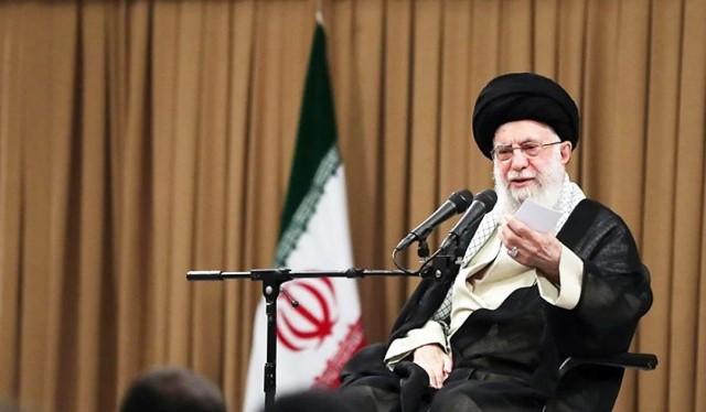 Khamenei Tak Yakin Negosiasi Nuklir Iran-AS Akan Berhasil, Tegaskan Penolakan Hentikan Pengayaan Uranium