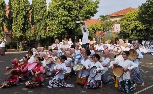 Bupati Kudus Kampanyekan Tujuh Kebiasaan Anak Indonesia Hebat di Sekolah-Sekolah