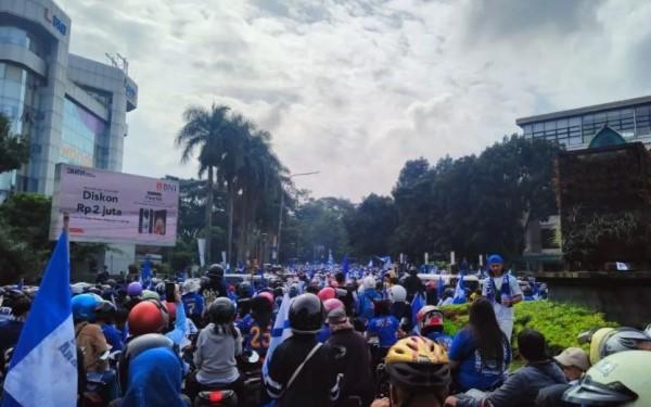 Euforia Juara Liga 1, Konvoi Persib Bandung Bikin Bandung Padat Sejak Pagi