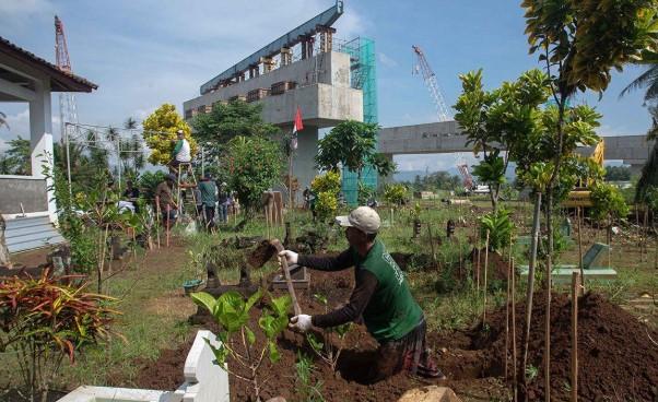 Sebanyak 190 Makam Dipindahkan karena Proyek Tol Yogyakarta–Bawen