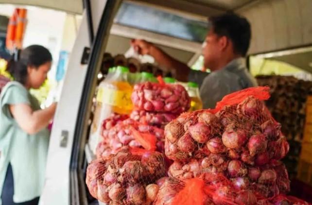 Bapanas Rilis Update Harga Pangan: Telur, Cabai, dan Daging Alami Kenaikan dan Penurunan Signifikan