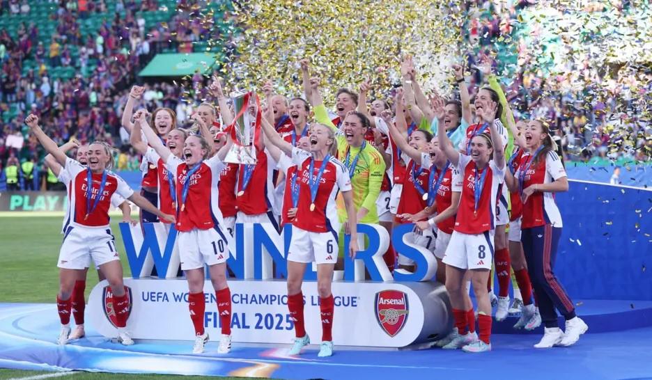 Arsenal Bungkam Barcelona dan Raih Trofi Liga Champions Wanita Kedua