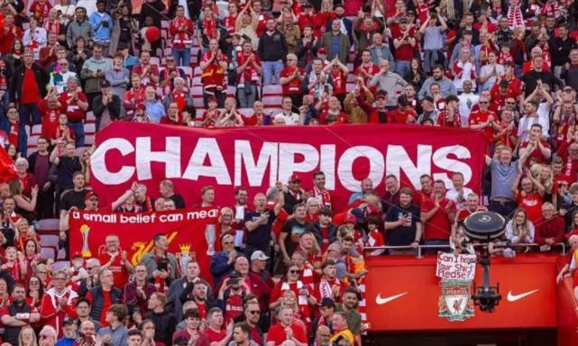 Mobil Tabrak Kerumunan di Parade Juara Liverpool, 47 Orang Terluka