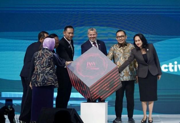PIS Tampilkan Inovasi dan Dorong Kolaborasi Global di Indonesia Maritime Week 2025