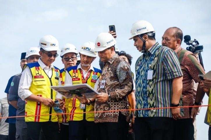 Tanggul Laut Semarang-Demak Ditargetkan Fungsional Januari 2026, Proyek Tol Sekaligus Redam Rob