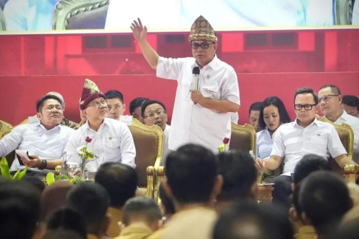 Koperasi Desa Merah Putih Saluran Distribusi Barang Subsidi, Budi Arie: Barang Publik Harus Disalurkan oleh Lembaga Publik