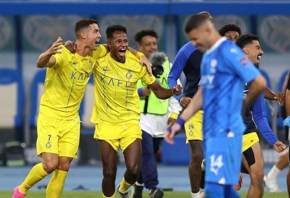 Cristiano Ronaldo Masih Satu Trofi di Al Nassr, Isyaratkan Akan Tinggalkan Liga Arab Saudi