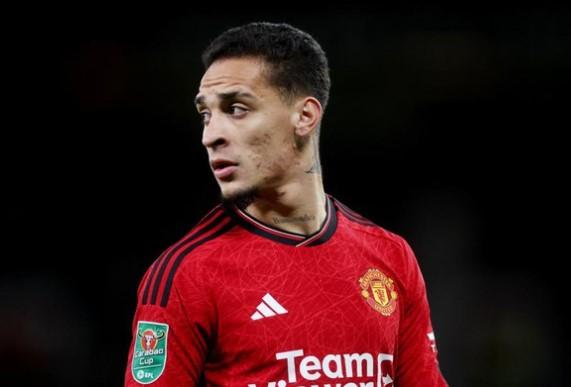 Gagal Bersinar di Manchester United, Antony Pasrahkan Masa Depan Jelang Bursa Transfer