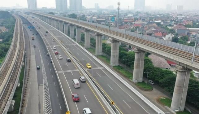 Jelang libur Kenaikan Yesus Kristus, 34.425 kendaraan melintasi Jalan Layang MBZ menuju Cikampek