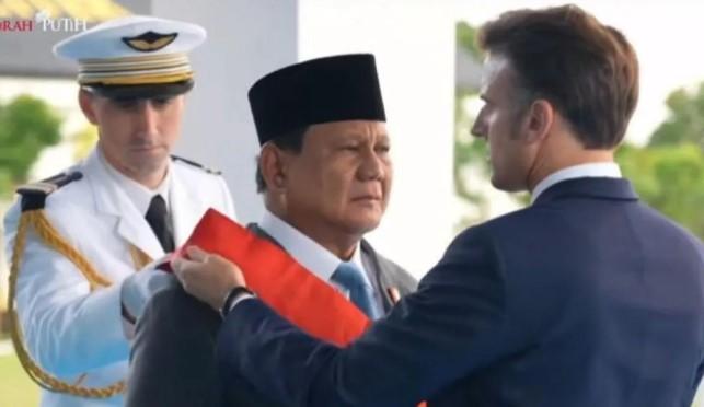 Prabowo Dianugerahi Penghargaan Tertinggi Prancis oleh Presiden Macron di Akmil Magelang