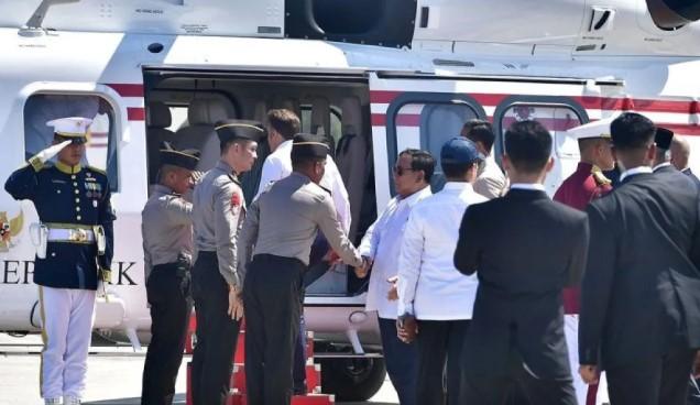 Polri Catat Sejarah Layani Penerbangan Prabowo-Macron dengan Helikopter AW 189