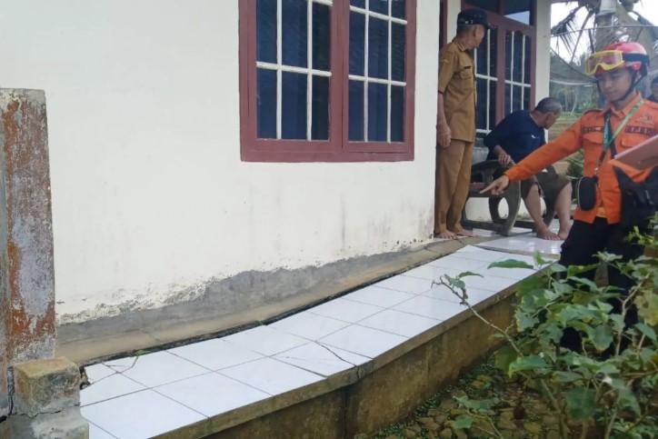 Potensi Tanah Bergerak Masih Mengintai Desa Mekarwangi Ciamis