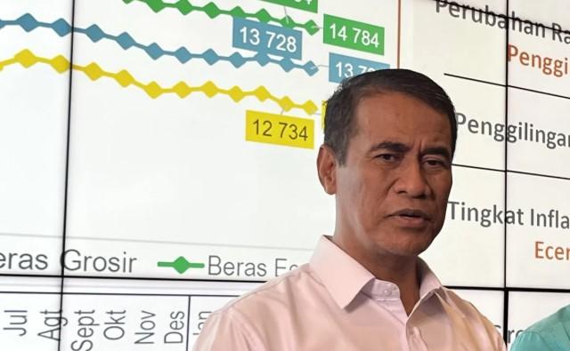 Mentan Curigai Mafia Distribusi di Balik Kenaikan Harga Beras Meski Stok Melimpah