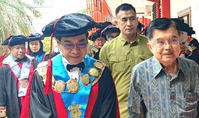 Jusuf Kalla Ajak Alumni Ciptakan Lapangan Kerja dan Bangun Desa, Bukan Berkerumun di Kota