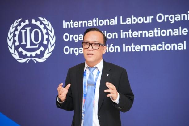 Wamenaker Immanuel Ebenezer Tegaskan Komitmen Indonesia di ILC: Bawa Isu Pekerjaan Layak hingga Perlindungan Sosial