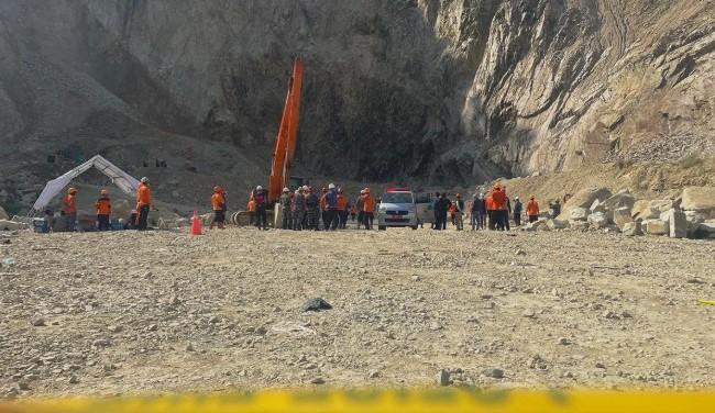 Tim SAR Fokuskan Pencarian Korban Longsor Gunung Kuda Cirebon di Sektor Kiri