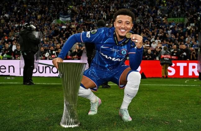 Pemangkasan Gaji Jadi Alasan Batalnya Kepindahan Permanen Jadon Sancho ke Stamford Bridge