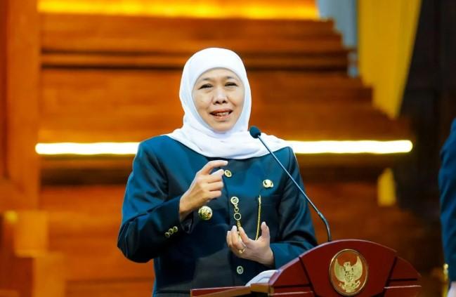 Khofifah Ajak Warga Jatim Kelola Sampah dari Rumah demi Kurangi Polusi Plastik