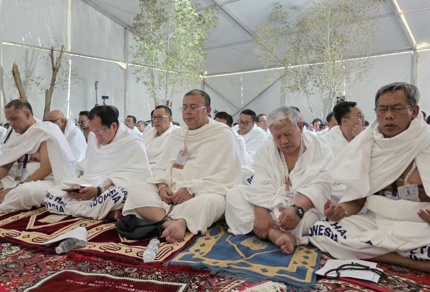 Ketua Timwas Haji DPR Serukan Kerendahan Hati dan Ketakwaan dalam Prosesi Wukuf di Arafah