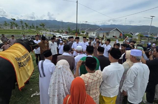 Menteri P2MI Serahkan Kurban Presiden di Palu, Tegaskan Simbol Kasih Sayang Negara