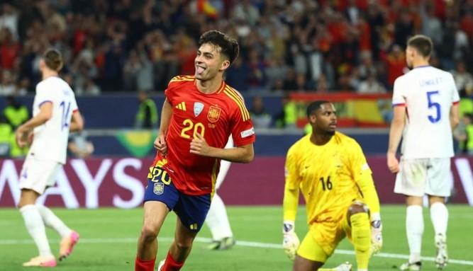 Yamal Cetak Dua Gol, La Roja Lolos Dramatis dan Hadapi Portugal di Final