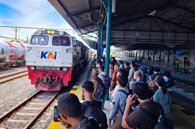 KAI tambah kereta pada KA Singasari dan Bangunkarta untuk akomodasi lonjakan penumpang