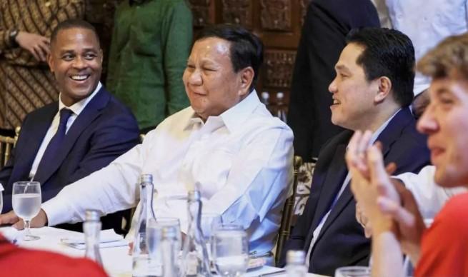 Prabowo Jamu Pemain Timnas Usai Kemenangan, PSSI dan Relawan Apresiasi Dukungan Pemerintah