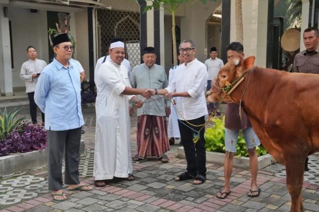 PGN Bagikan 955 Hewan Kurban ke Masyarakat Sekitar Operasi, Tekankan Semangat Berbagi dan Kepedulian Sosial