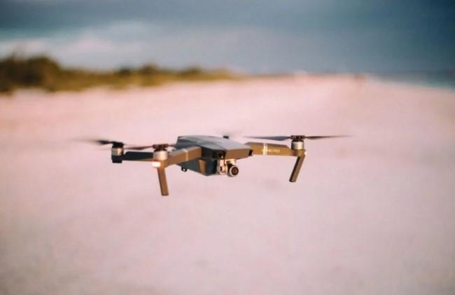 Trump Dorong Industri Drone dan Supersonik AS untuk Tanding Dominasi China
