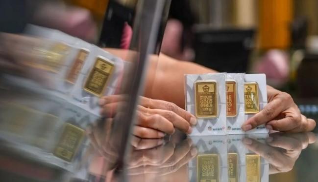 Harga Emas Antam Turun Rp25.000 per Gram, Buyback Ikut Merosot, Ini Daftar Lengkap dan Ketentuan Pajaknya
