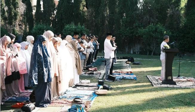 Diaspora dan Delegasi Kemhan RI Meriahkan Idul Adha di KBRI Madrid dengan Semangat Persaudaraan