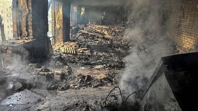 Tim Penyelamat Evakuasi Warga, Ukraina Siapkan Serangan Balasan dengan Drone Vampire