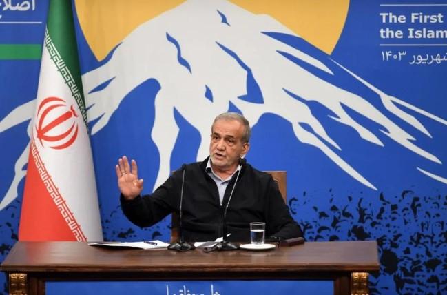 Pezeshkian Tegaskan Transparansi Nuklir Iran dalam Pertemuan dengan Kazakhstan
