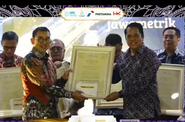 Komitmen Lestarikan Bahasa dan Seni Jawa Diganjar Penghargaan di Ajang Nasional