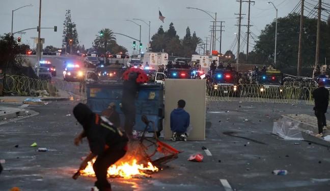 California Tolak Intervensi Federal, Tegaskan Krisis Imigrasi Dibesar-besarkan Demi Kepentingan Politik