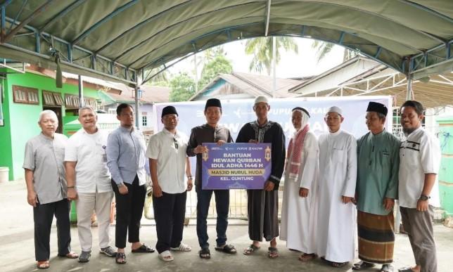 Pupuk Kaltim Salurkan 45 Hewan Kurban Lewat Program Evolution, Pererat Kedekatan dengan Masyarakat