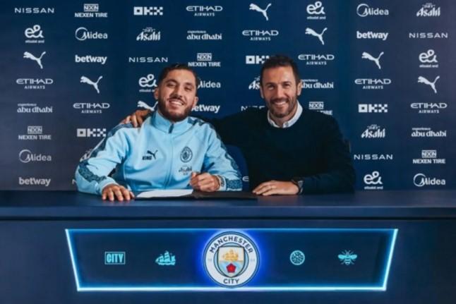 Manchester City Dapatkan Gelandang Muda Rayan Cherki dari Lyon