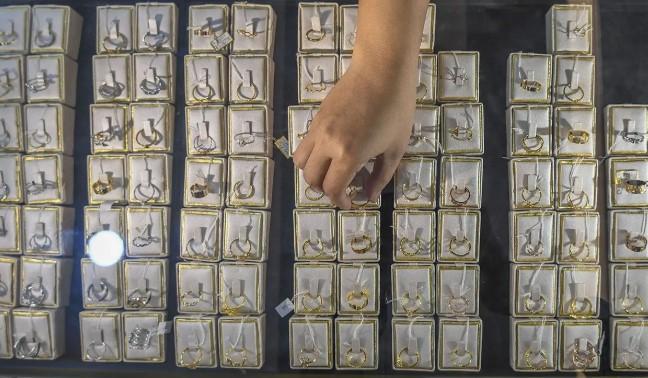 Harga Emas di Pegadaian Naik Tipis: Antam, UBS, dan Galeri24 Kompak Menguat