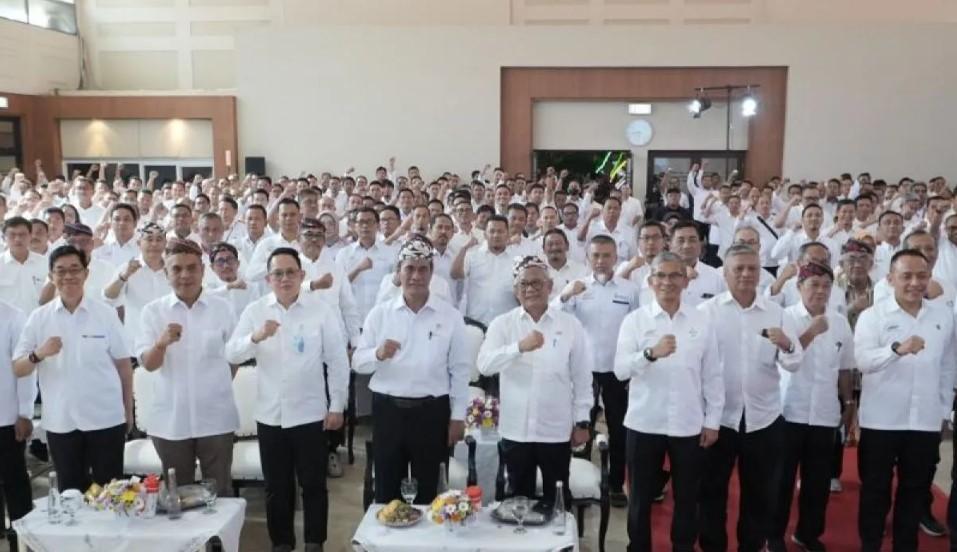 Mentan Andi Amran Targetkan Swasembada Gula Tercapai dalam Tiga Tahun Lewat Deregulasi dan Intensifikasi