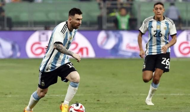 Luis Diaz Buka Skor, Almada Jawab di Babak Kedua Saat Argentina Kehilangan Enzo Fernandez