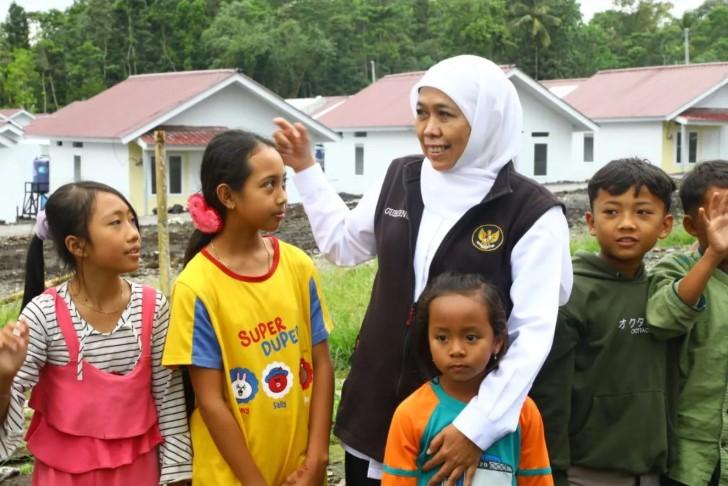Anak-anak harusnya belajar, bukan bekerja: Gubernur Khofifah serukan hentikan eksploitasi anak di Jawa Timur
