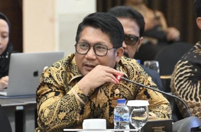 DPR Dukung Langkah Presiden dan Menteri ESDM Cabut Izin Tambang di Raja Ampat Demi Kelestarian dan Pariwisata