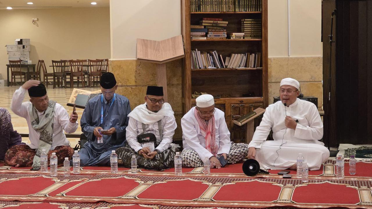 DPR Minta KBIH Masuk Regulasi Haji