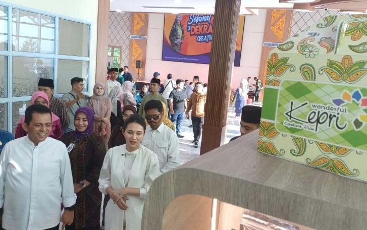 Gubernur Maluku Utara Kunjungi Dekranasda Kepri, Apresiasi Produk UMKM yang Dikemas Menarik