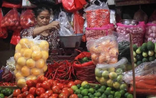 Bapanas Catat Tren Penurunan Harga Pangan, Beras Premium Sedikit Naik