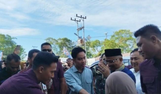 Wapres Gibran Tinjau Aktivitas Pasar di Tabalong