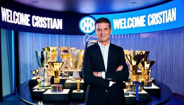 Cristian Chivu Akui Terkejut Dapat Tawaran Latih Inter Milan, Tinggalkan Parma dengan Hormat