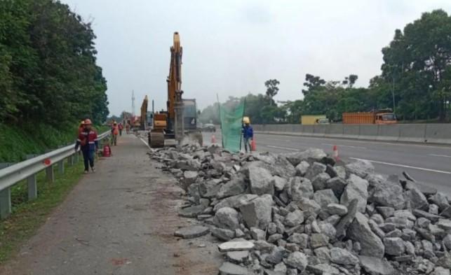 Jasamarga Lakukan Perbaikan Dua Titik di Tol Jakarta-Cikampek, Operasional Tetap Normal