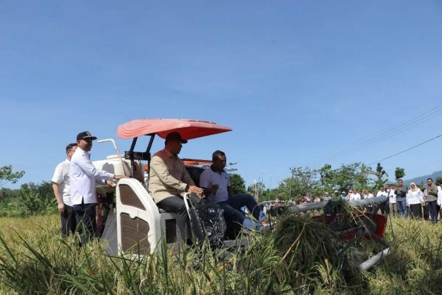 Wamentan Dorong Produktivitas Pertanian Ngawi Demi Wujudkan Swasembada Pangan Nasional