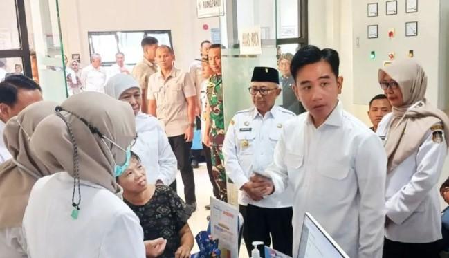 Tinjau Puskesmas Sukorejo, Wapres Gibran Apresiasi Layanan Cek Kesehatan Gratis dan Minta Fasilitas Ditingkatkan